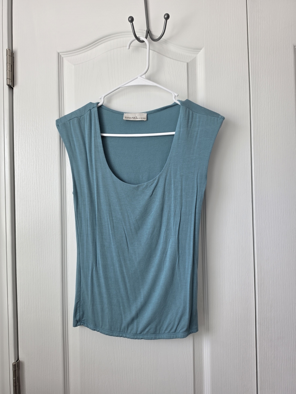 Zenana Outfitters Sleeveless Scoop Neck Tank - Teal Medium